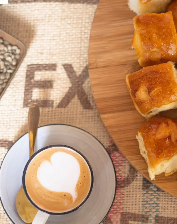 Panes y café
